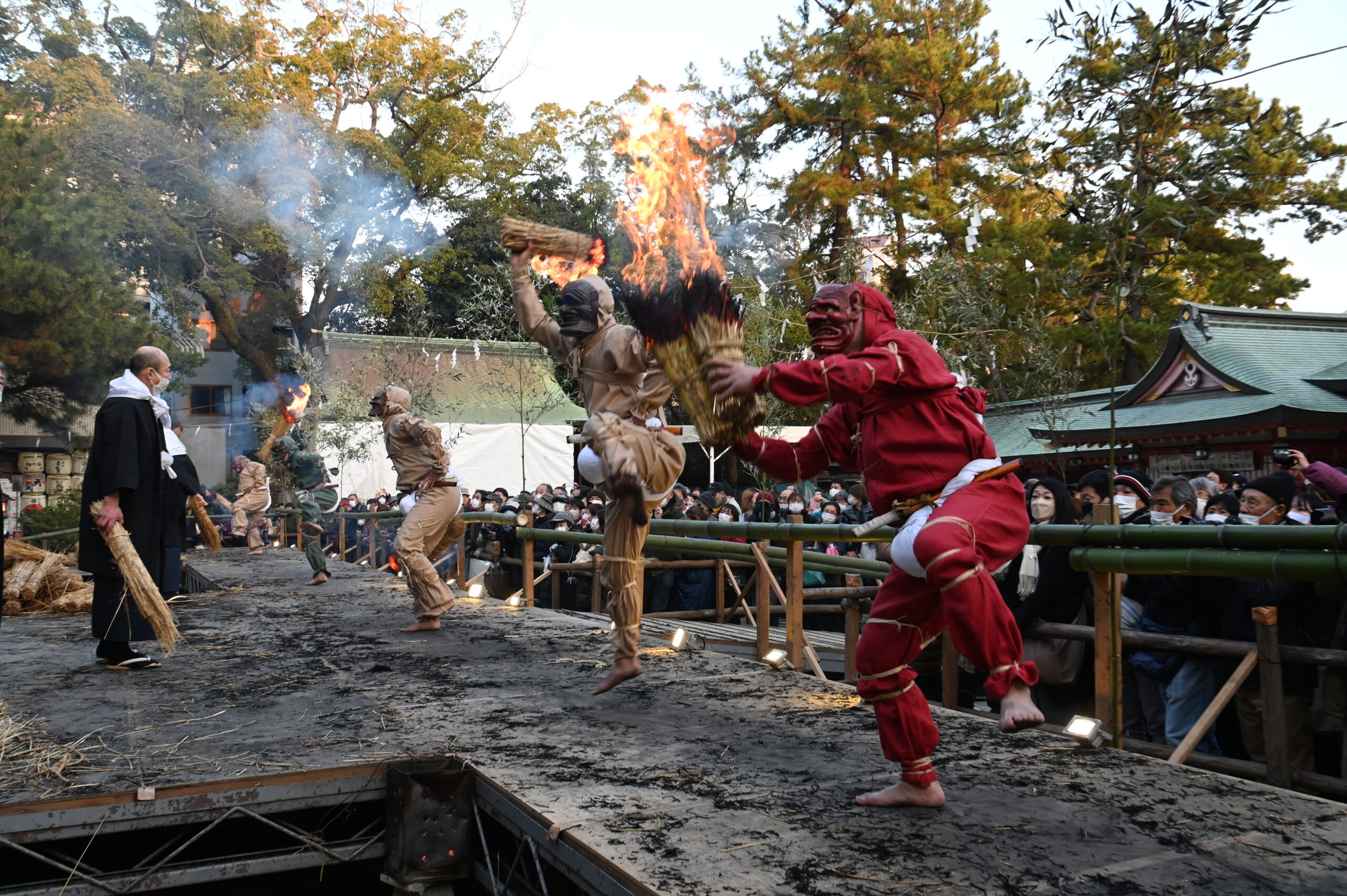 鬼が神に代わって災いをはらう長田神社の「古式追儺式」 | 福を