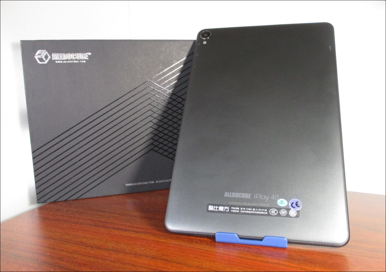ALLDOCUBE iPlay 40の実機レビュー － 性能高め、質感も良くて軽量、10