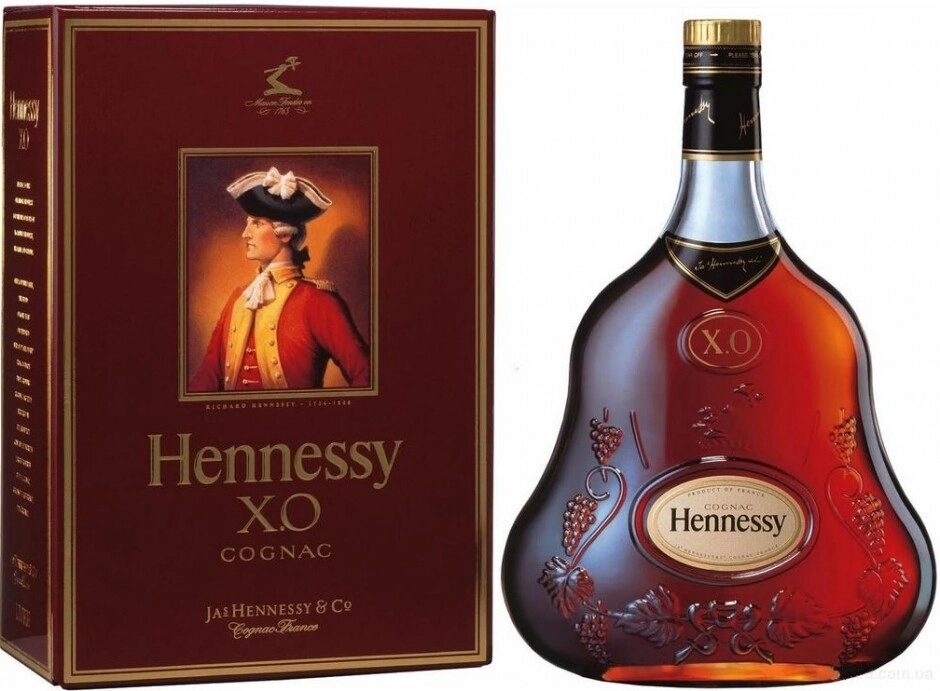 Cognac Hennessy X.O, with gift box, 1000 ml Hennessy X.O, with