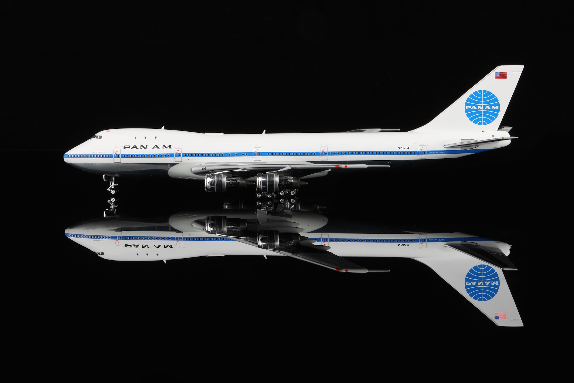 PAN AM パンアメリカン航空 ボーイング747-100 1/200モデル PAN AM