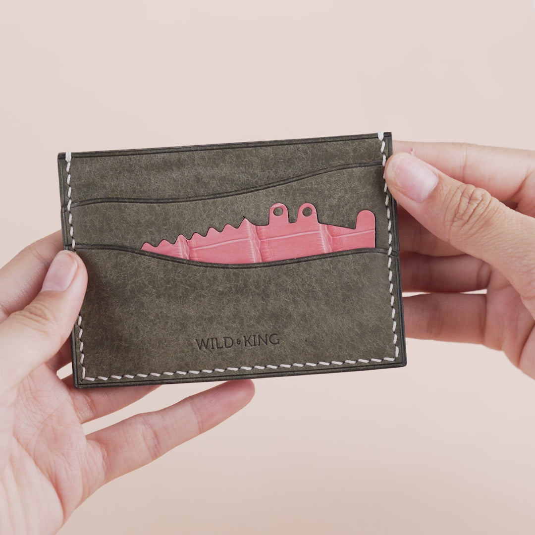 Minimalist Moss Pueblo Leather Card Holder - Double Stupid Alligator