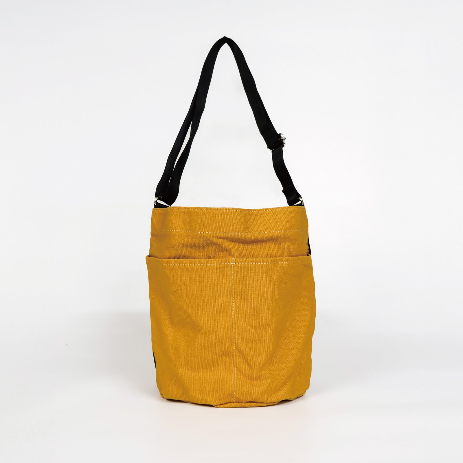 ガーメントダイショルダーM[ メンズ / カジュアルバッグ ]-WONDER BAGGAGE