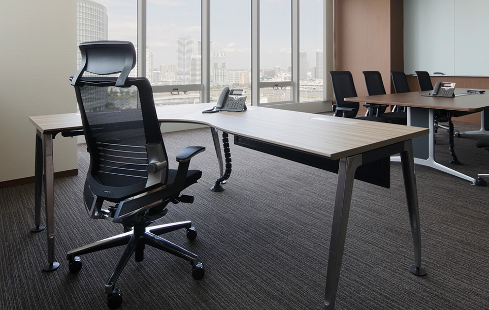 チェア・オフィスチェア/INSPINE インスパイン｜KOKUYO Workstyle Shop