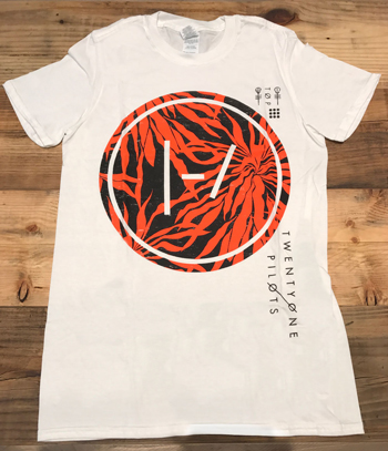 海外で超人気のTシャツを日本国内でも取扱いスタート！！ | twenty one