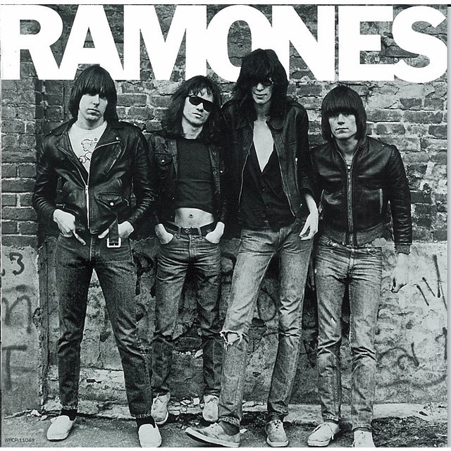 RAMONES ラモーンズフィギュア☆訳あり ☆未開封☆激レア RAMONES