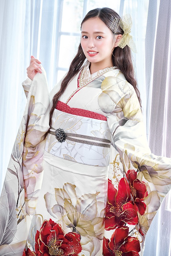 白地に凛と咲く鮮やかな赤い椿、一目で心奪われる振袖H-808｜振袖
