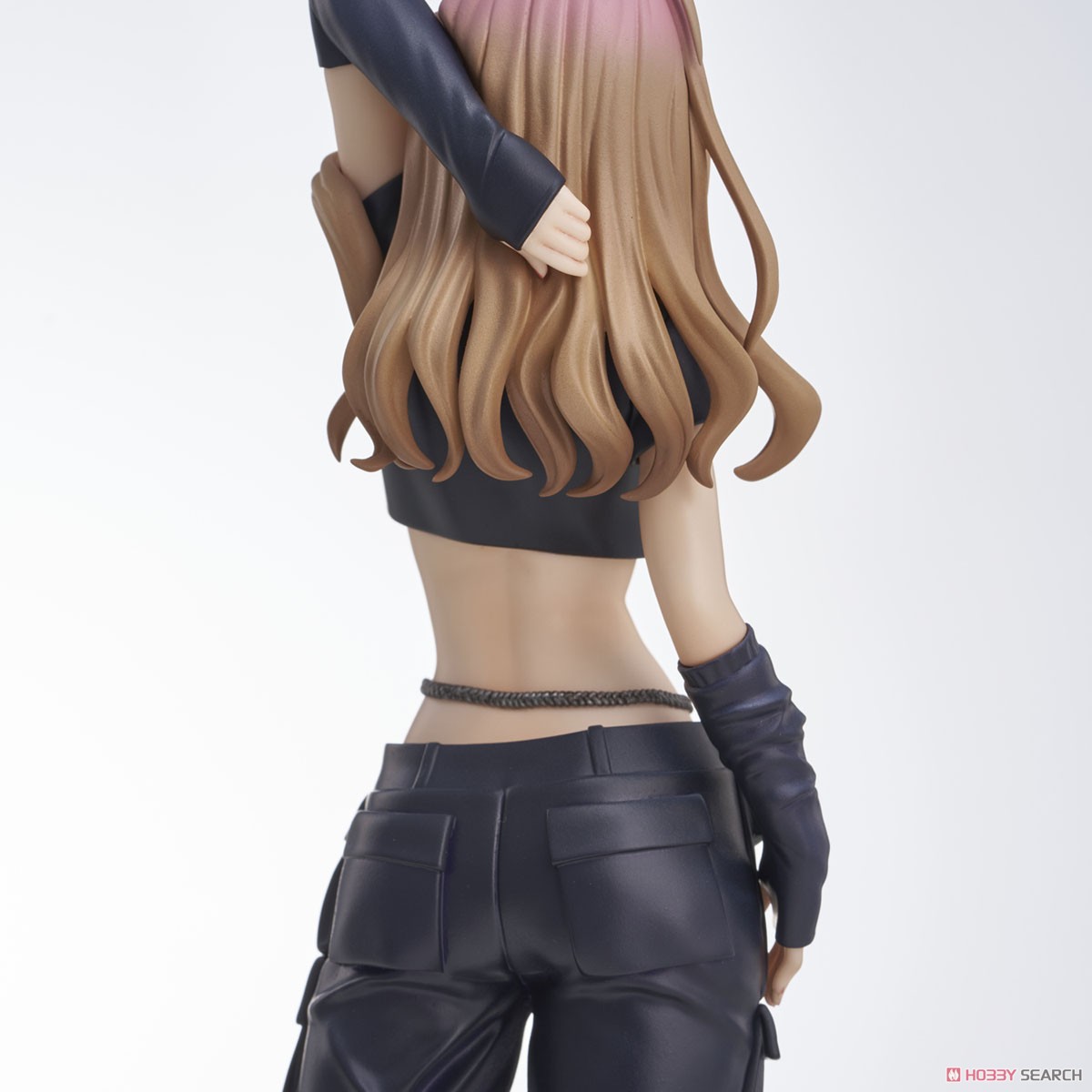 グリッドマンユニバース』ZOZO BLACK COLLECTION 「南夢芽