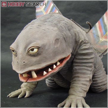 毒ガス怪獣ケムラー 500個限定 ccp ウルトラマン フィギュア 毒ガス