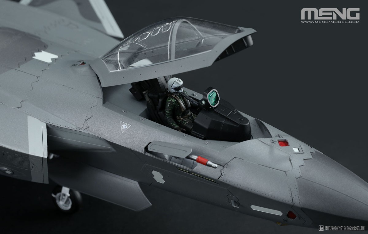 J-20 1/72スケール プラモデル完成品 J-20 1/72スケール プラモデル