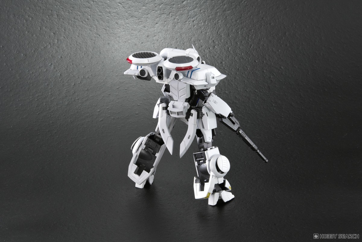 ナイトストライカー 1/32スケール カラーレジンキャスト製組立キット