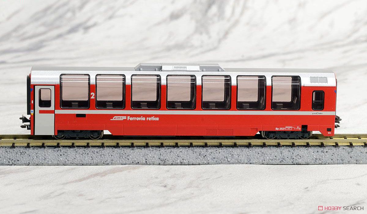 Kato Rhatische Bahn `Bernina Express` (9-Car Set) with RhB