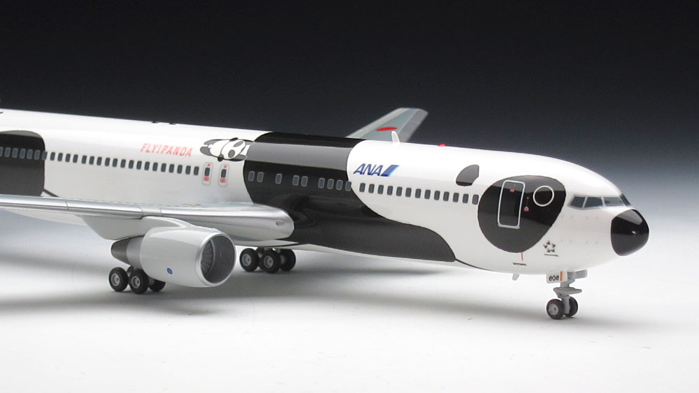 全日空商事 ANAボーイング767-300ER(パンダ塗装) スケール1/200 全日空