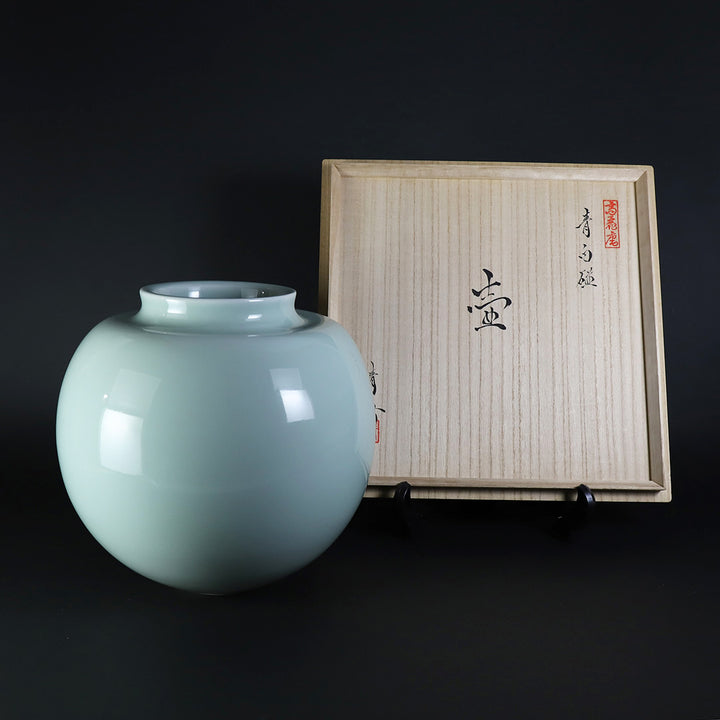 中村清吾 作 青磁壺 – ギャラリー一番館オンラインショップ