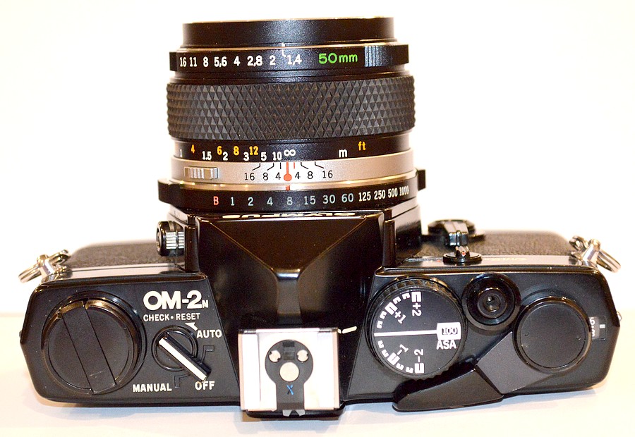 Olympus OM2n - Best of Both Worlds? - 35mmc