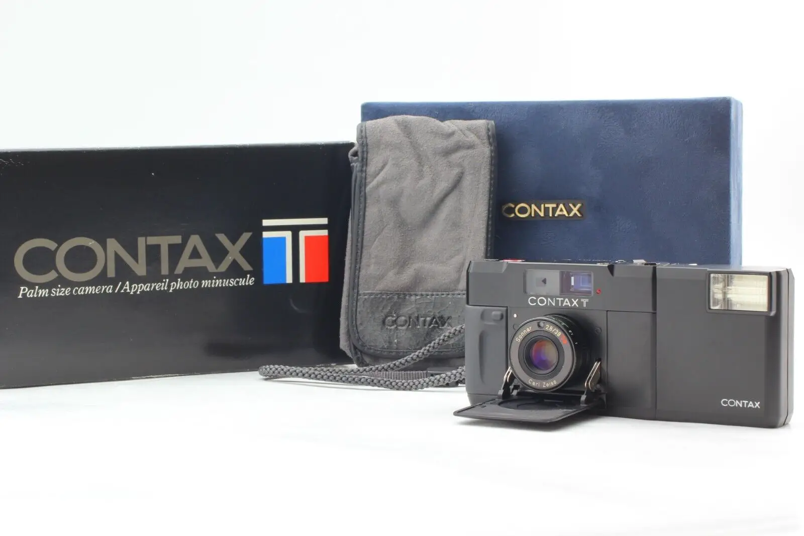 CONTAX T - The 1st One - A Compact, Manually-Focused Rangefinder