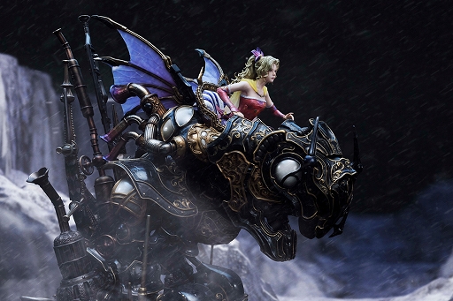 価格は148万5000円。天野喜孝氏のイラストを再現した「FFVI」のティナ