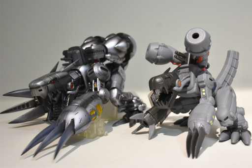 デジモンワールド」のムゲンドラモンがついに立体化！ 回転式