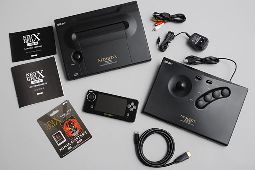 SNK NEO GEO X GOLD ネオジオ X ネオジオを現代に蘇らせる「NEOGEO X」は