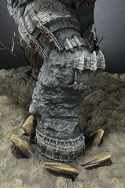 ワンダと巨像」の「第1の巨像」が大型スタチューに。弱点が光る機能や