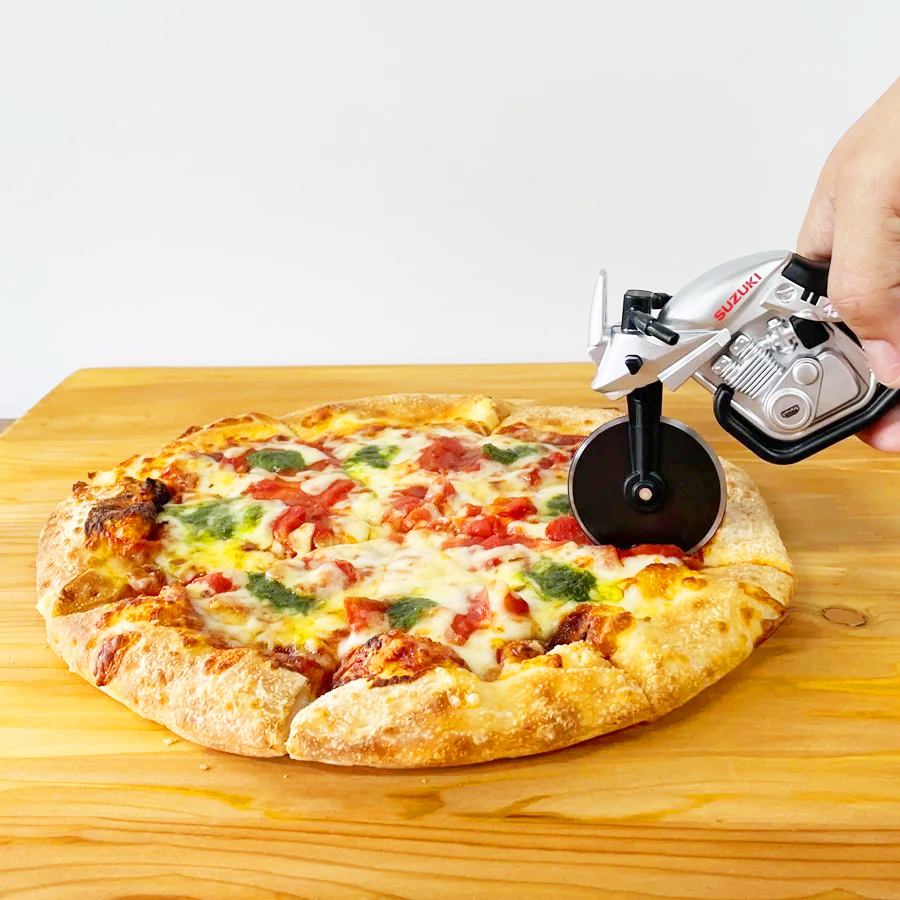 SUZUKI KATANA型ピザカッター「ピザカッターナ」ノリモノ楽天市場店で