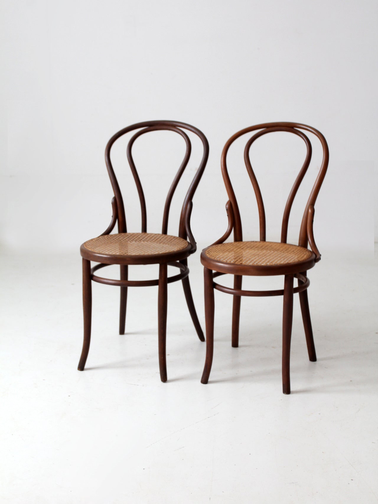 antique Jacob & Josef Kohn bentwood chairs pair – 86 Vintage