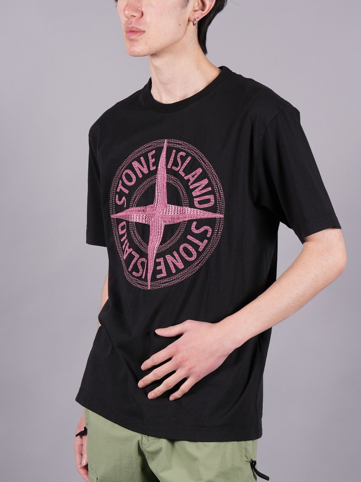 STONE ISLAND - 【ラスト1点】 21580 'STITCHES THREE' EMBROIDERY / T