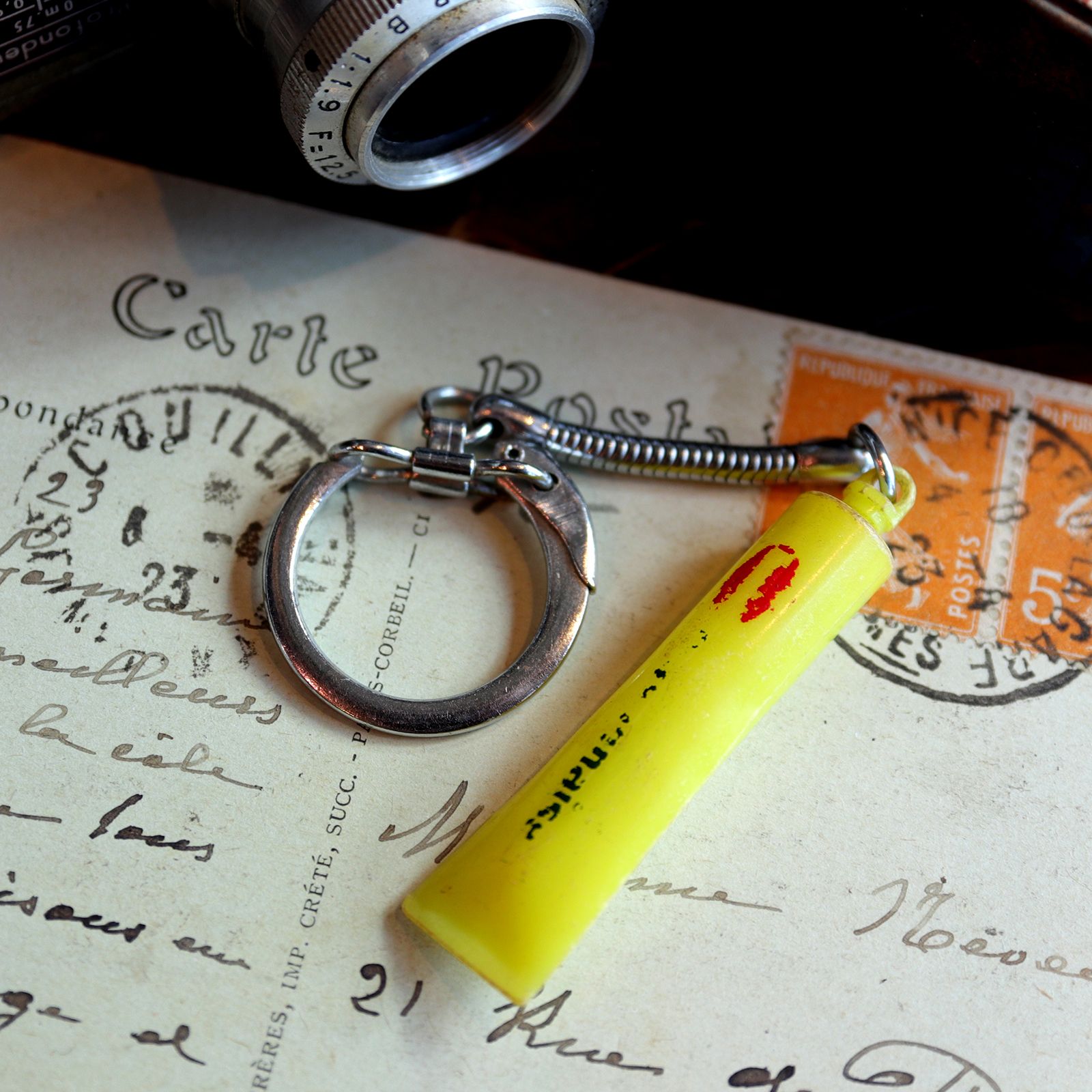 チューブ フレンチキーホルダー | corne/コルネ