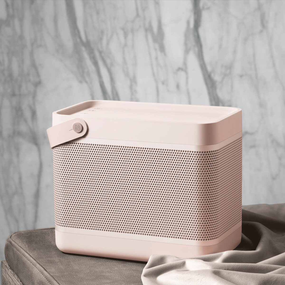 Bang & Olufsen Beolit 17 スピーカー セシリアマンツ New Release