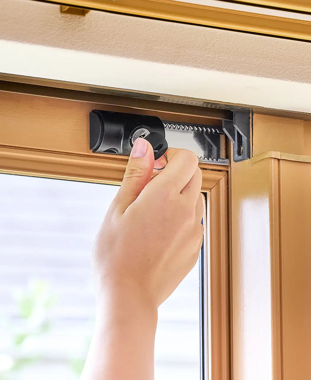 通販生活®鍵付きスライドロック4本組｜【公式】カタログハウスの通販