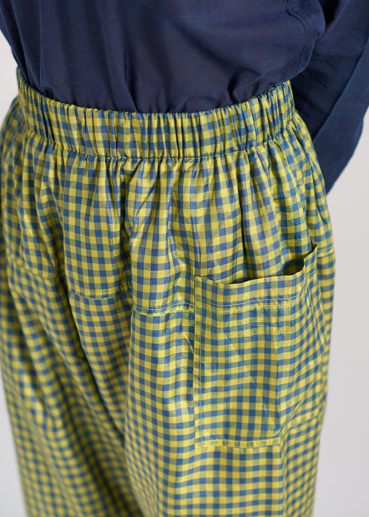 天然染マルベリシルクロンパンツ – CALICO LLC