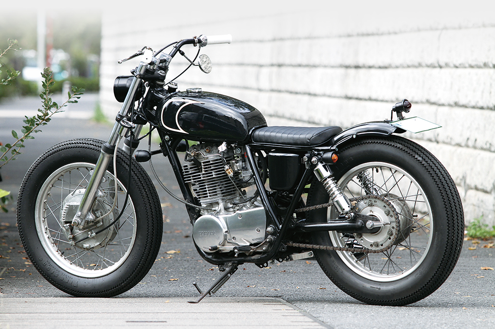 YAMAHA SR400 バイクタンク 黒