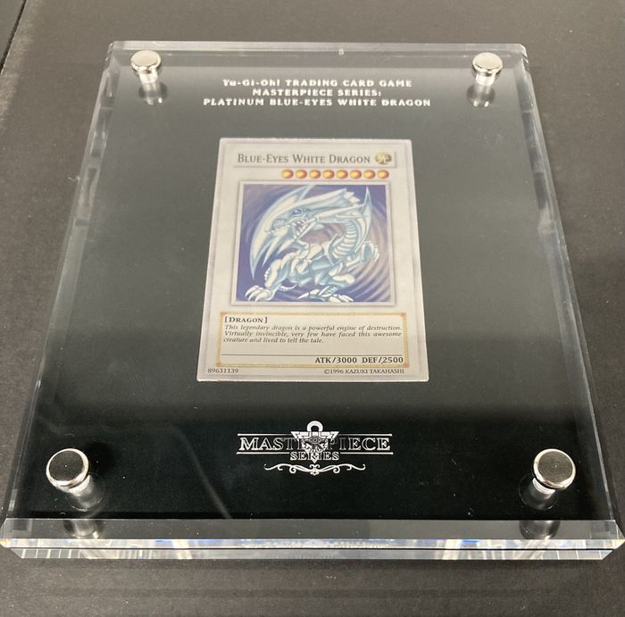 大セール プラチナ 遊戯王 青眼の白龍 ブルーアイズ Platinum 最安値