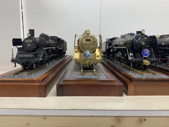 D51蒸気機関車モデル 1/24スケール アゴスティーニ 蒸気機関車D51を