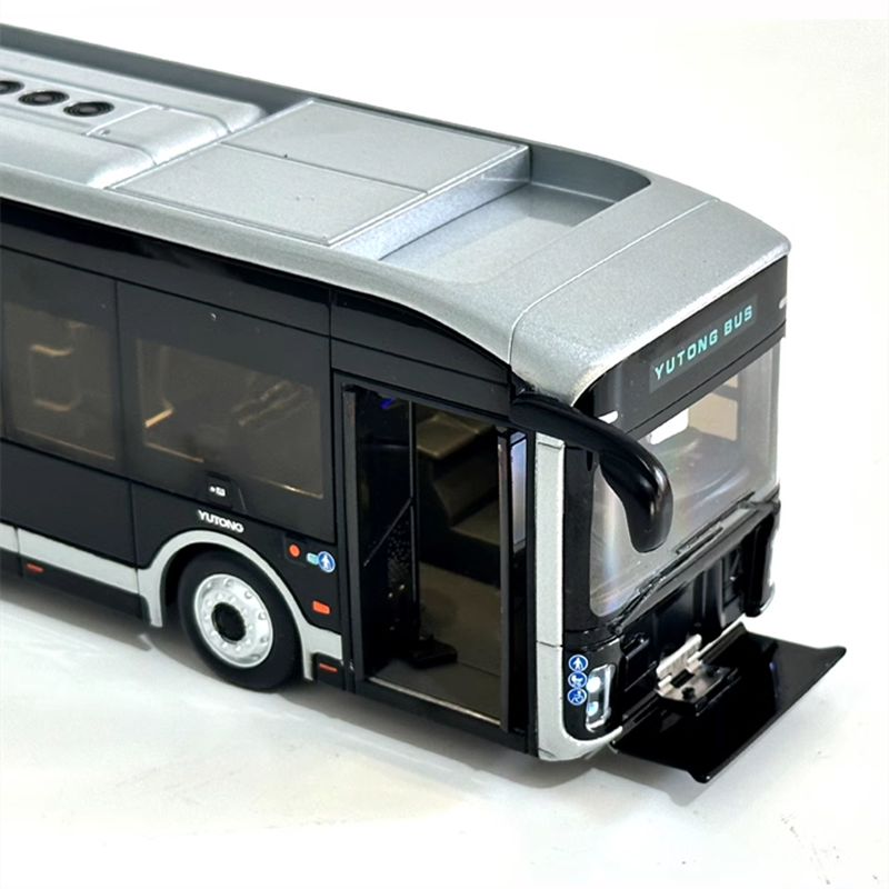 New release 1:42 Yutong U12 Diecast city bus model overseas