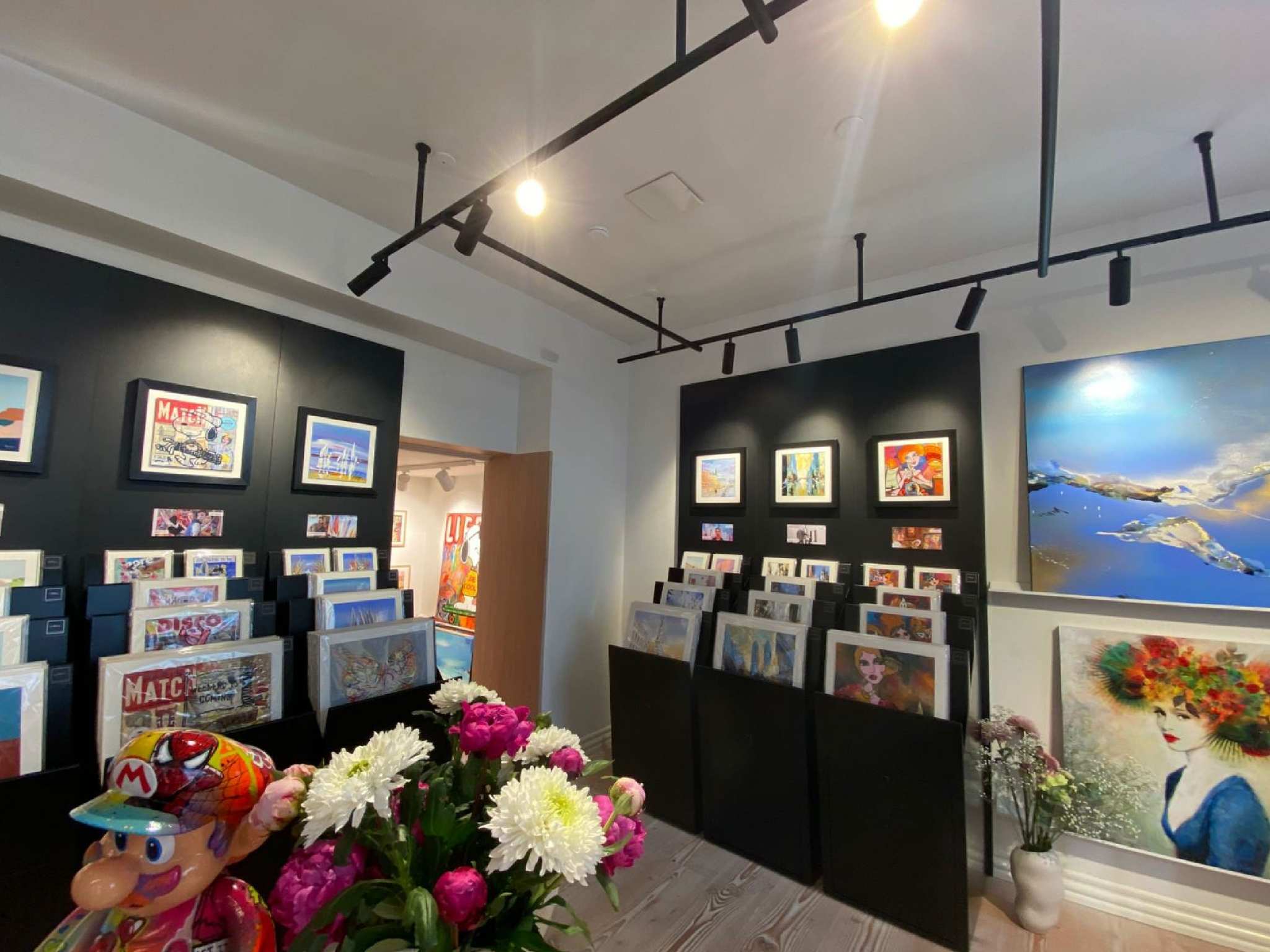 Contemporary Paintings for Sale | Carré d'artistes