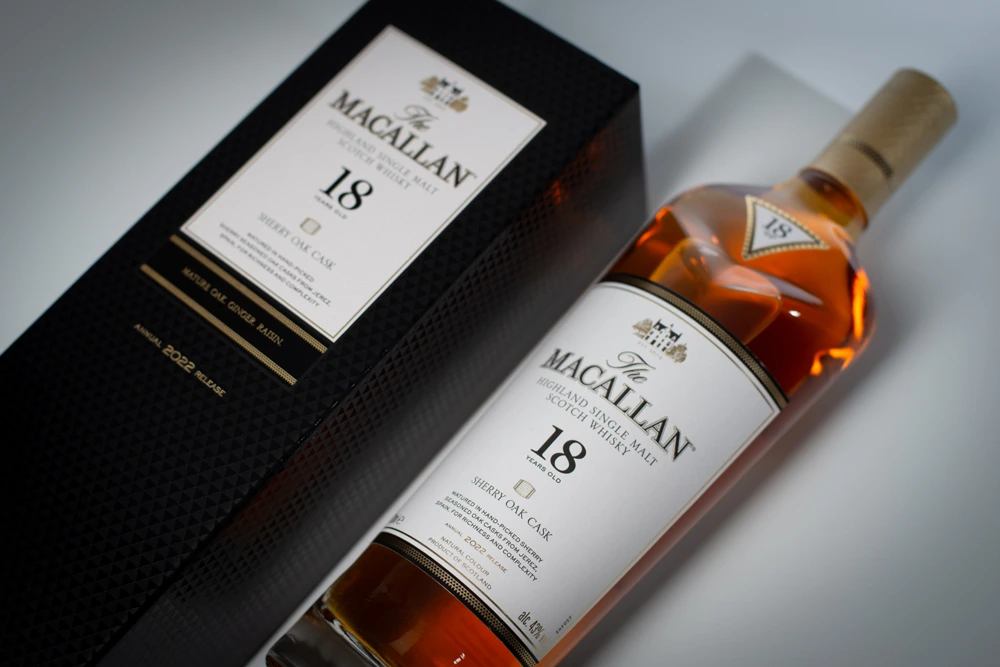 Whisky Macallan Sherry Oak 18 anos 700 ml na Casa da Bebida
