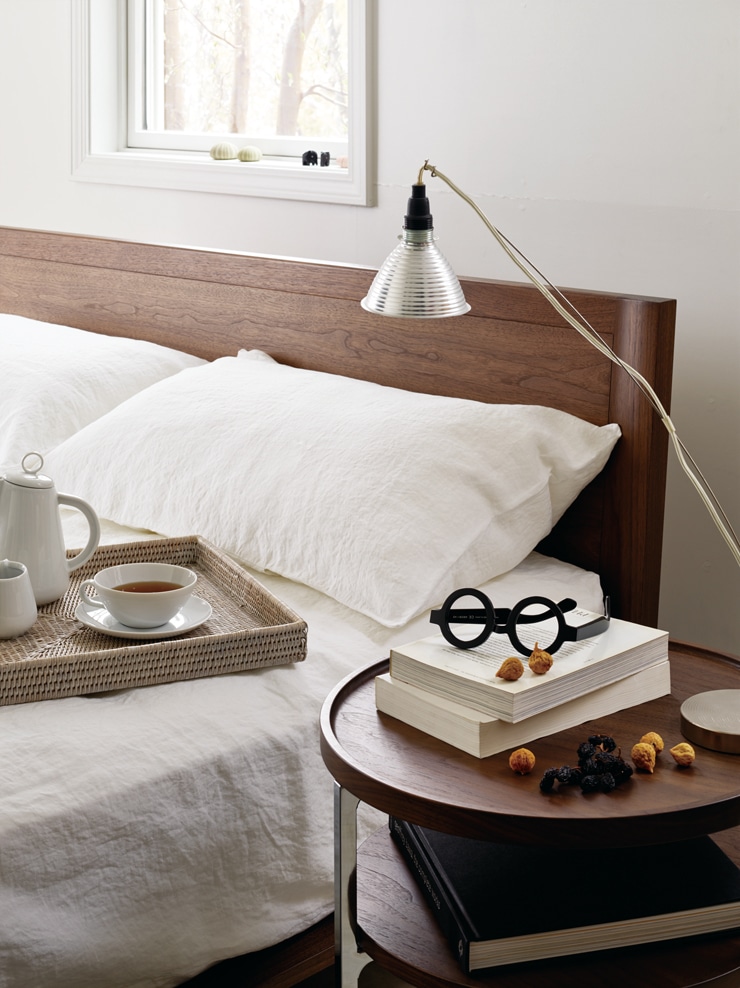 IXC(イクスシー）CALMカーム サイドテーブル|カッシーナ・イクスシー