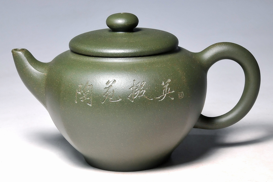 中国 紫砂 朱泥 貼梅文 急須 茶壷 在銘 M R6224 【公式通販】