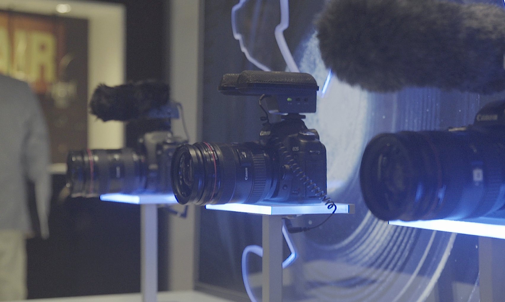 ゼンハイザーがMKE 440を発表 － DSLR用ステレオマイク | CineD