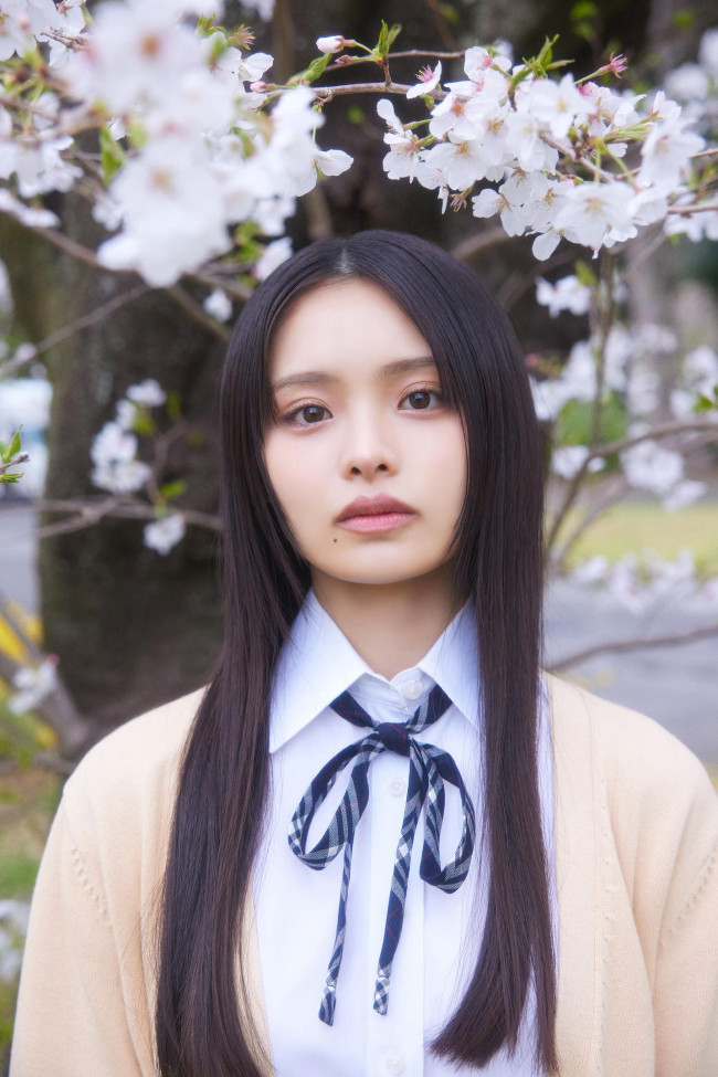 浅井恋乃未 櫻坂46 直筆サイン 2025年 浴衣 座り 浅井恋乃未 櫻坂46