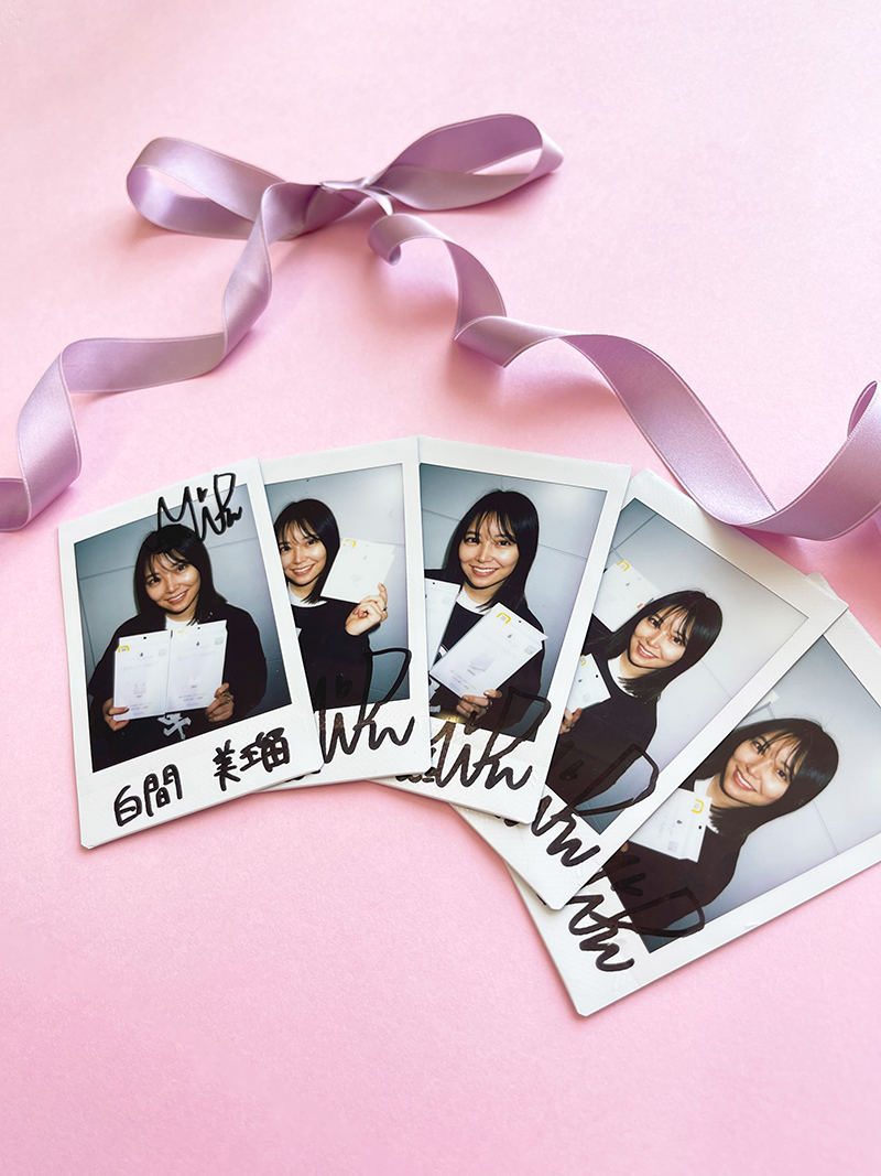 Life Style by cross marche 白間美瑠さんサイン入りチェキを抽選で5