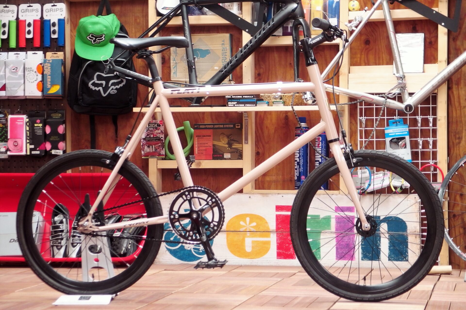 シンプルでオシャレ」且つ「街乗りにもおすすめ」ミニベロピスト