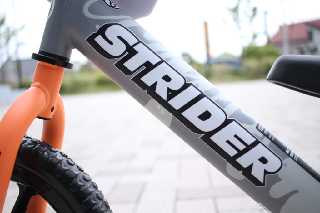 ストライダー × 神山隆二 スポーツモデル STRIDER Sport グレー