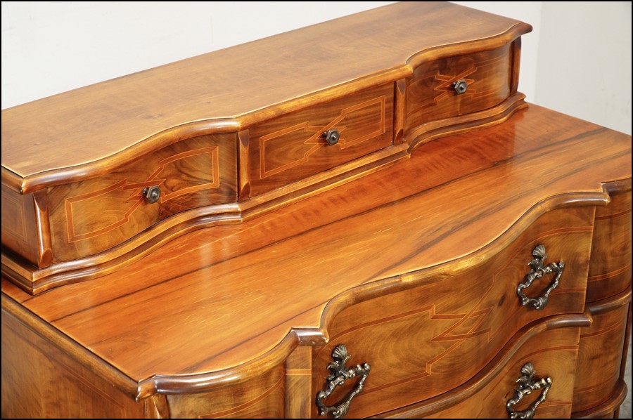 IDC大塚取扱 スペイン製 バロッサバレンティ 猫脚 サイドテーブル