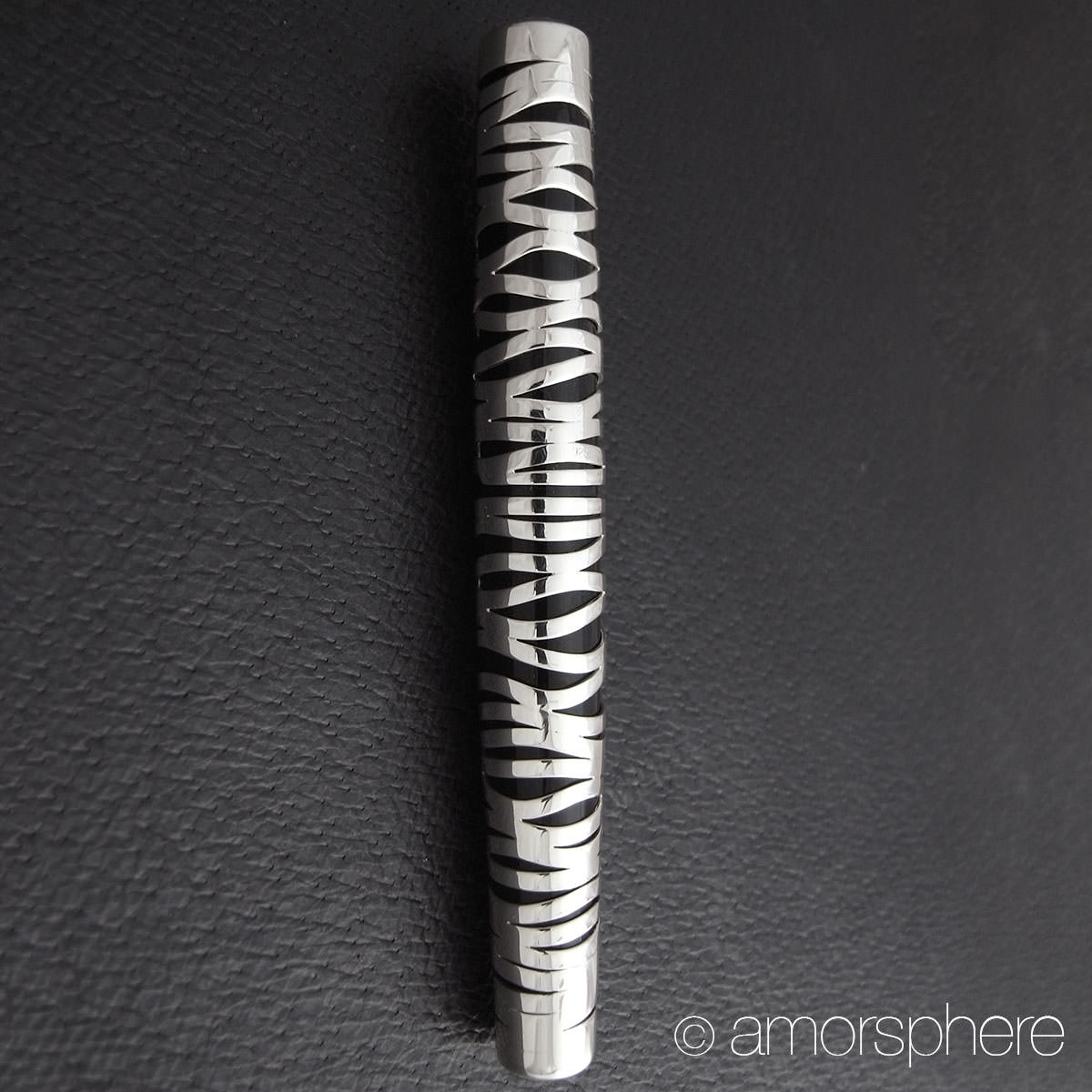 銀のさざ波-ハンドメイドシルバーのアモルスフィア