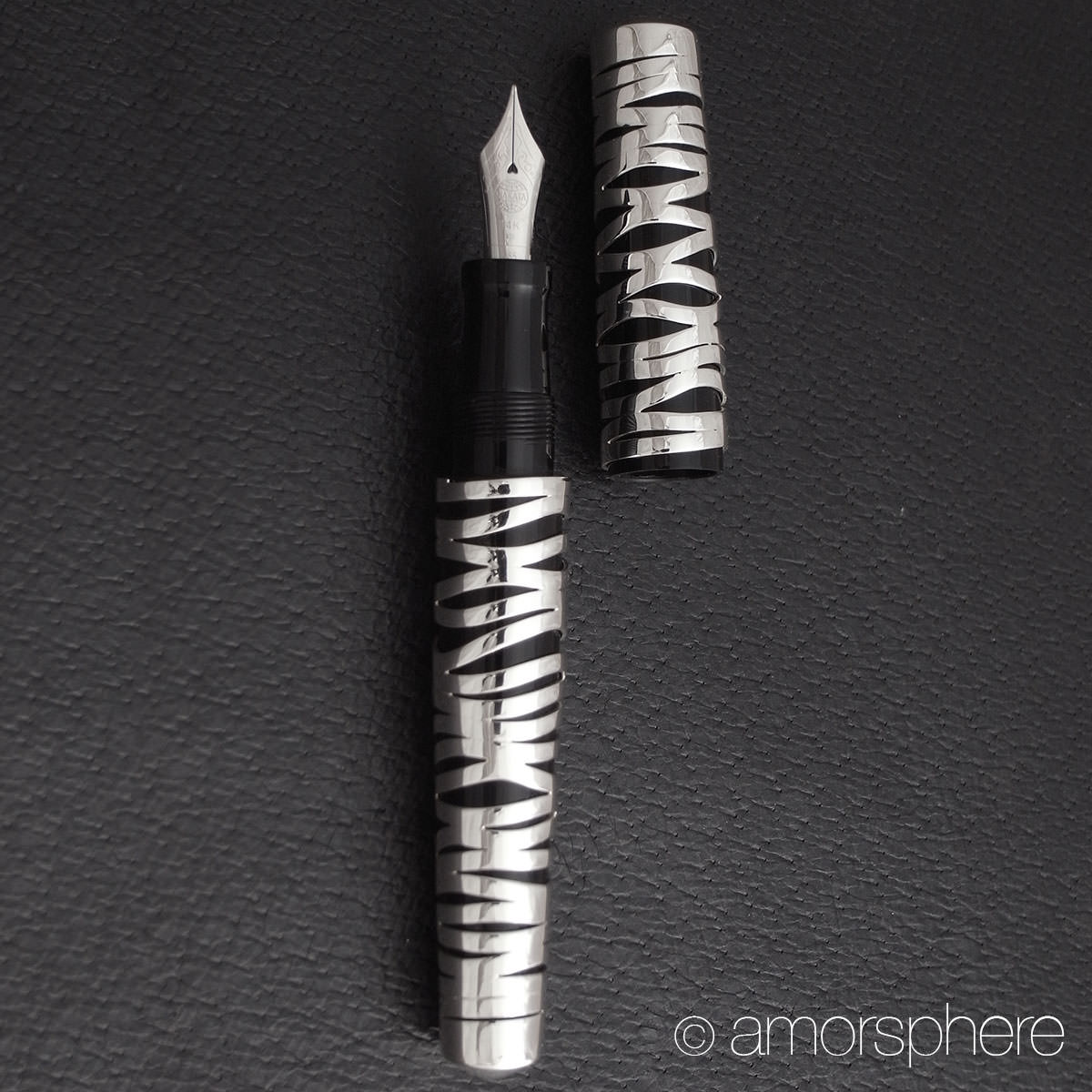 銀のさざ波-ハンドメイドシルバーのアモルスフィア