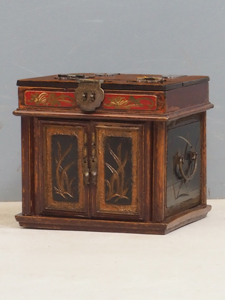 中国　漢時代　銅鏡　アンティーク　木箱入　送料込み251214 中国漢時代 古銅古鏡 四獣鏡 185g 東h6-0421☆1Fトトチ