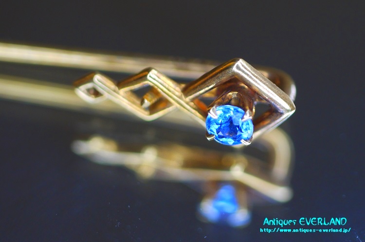 ピンブローチ ブルートパーズ