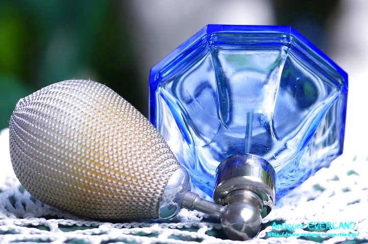 フランス コーンフラワーブルー ガラス 香水瓶 パーフュームボトル