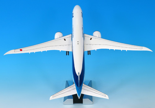 NH20099 1:200 BOEING 777-9 ANA 空中姿勢 完成品ソリッド(ギアつき